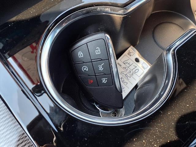 2025 GMC Yukon Elevation