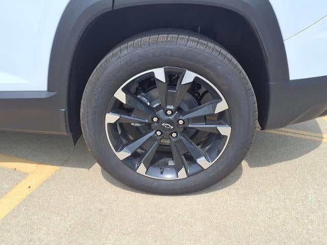 2027 Chevrolet Equinox RS - Photo 16